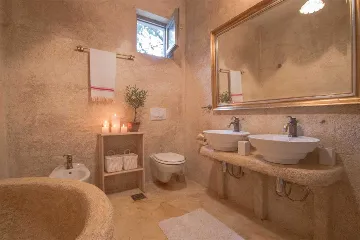 Villa in Bol with Pool, 5 m to the Sea