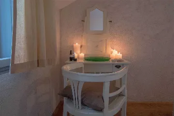 Villa in Bol with Pool, 5 m to the Sea