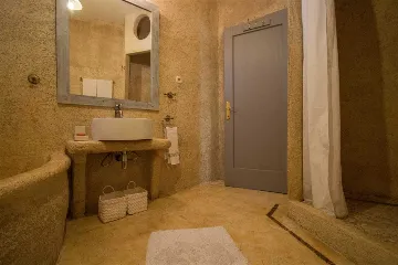 Villa in Bol with Pool, 5 m to the Sea