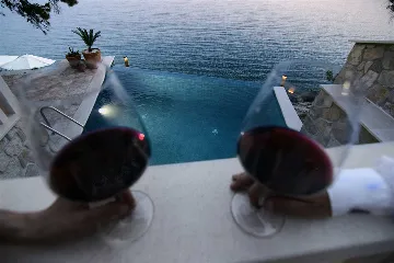 Villa in Sumartin with Heated Infinity Pool