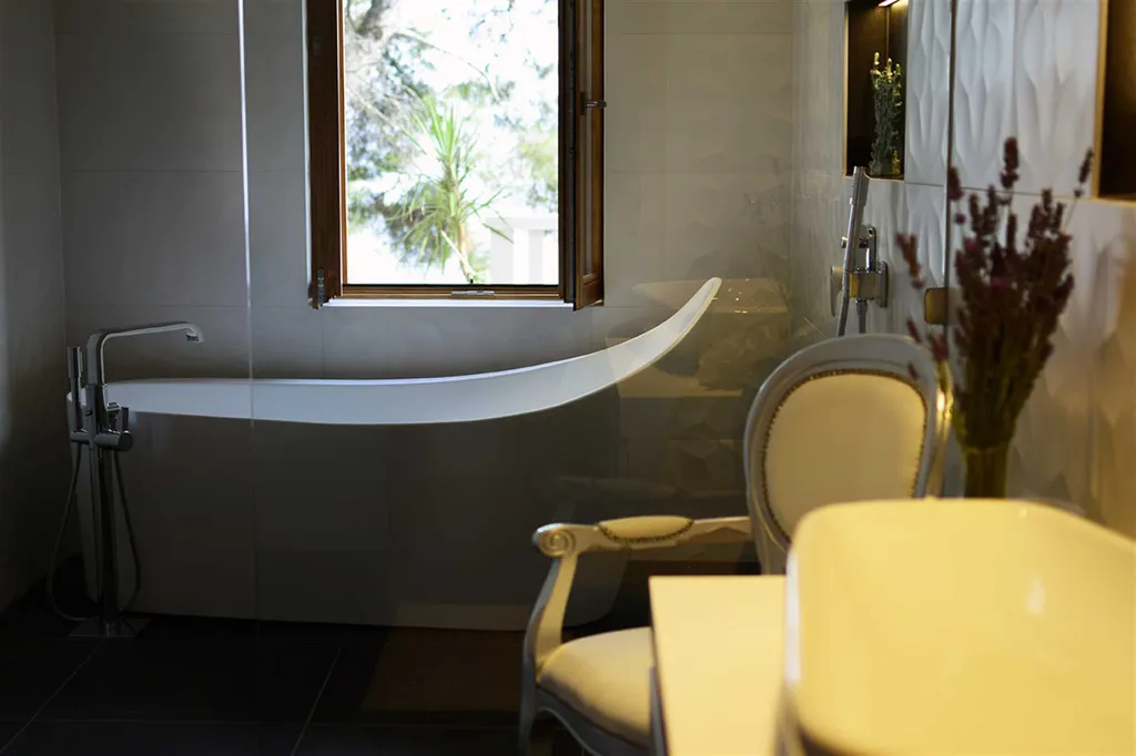 Villa in Sumartin with Heated Infinity Pool