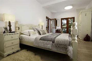 Villa in Sumartin with Heated Infinity Pool