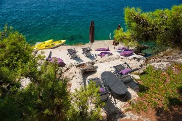 Villa in Sumartin with Heated Infinity Pool