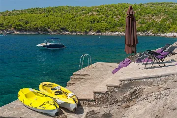 Villa in Sumartin with Heated Infinity Pool