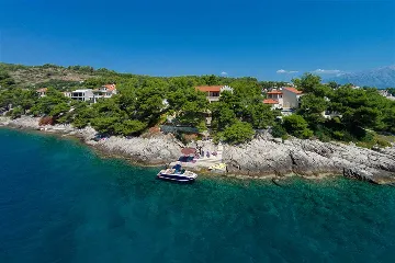 Villa in Sumartin with Heated Infinity Pool