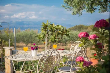 4-Bedroom Villa in Mutnik, Croatia with Pool