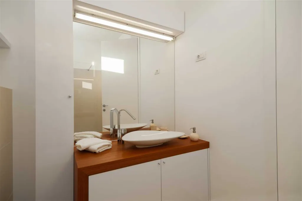 Bobovisce Villa with Heated Pool for 10 Guests