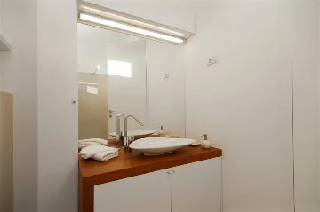 Bobovisce Villa with Heated Pool for 10 Guests