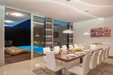 Bobovisce Villa with Heated Pool for 10 Guests