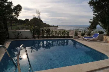 Beachfront Villa in Mirca for Up to 8 Guests