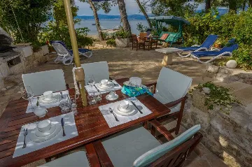 Beachfront Villa in Mirca for Up to 8 Guests