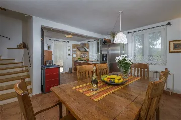 Beachfront Villa in Mirca for Up to 8 Guests