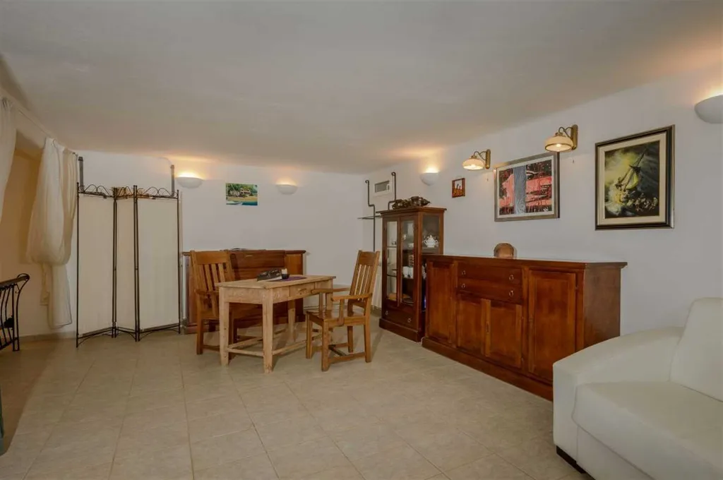 Beachfront Villa in Mirca for Up to 8 Guests