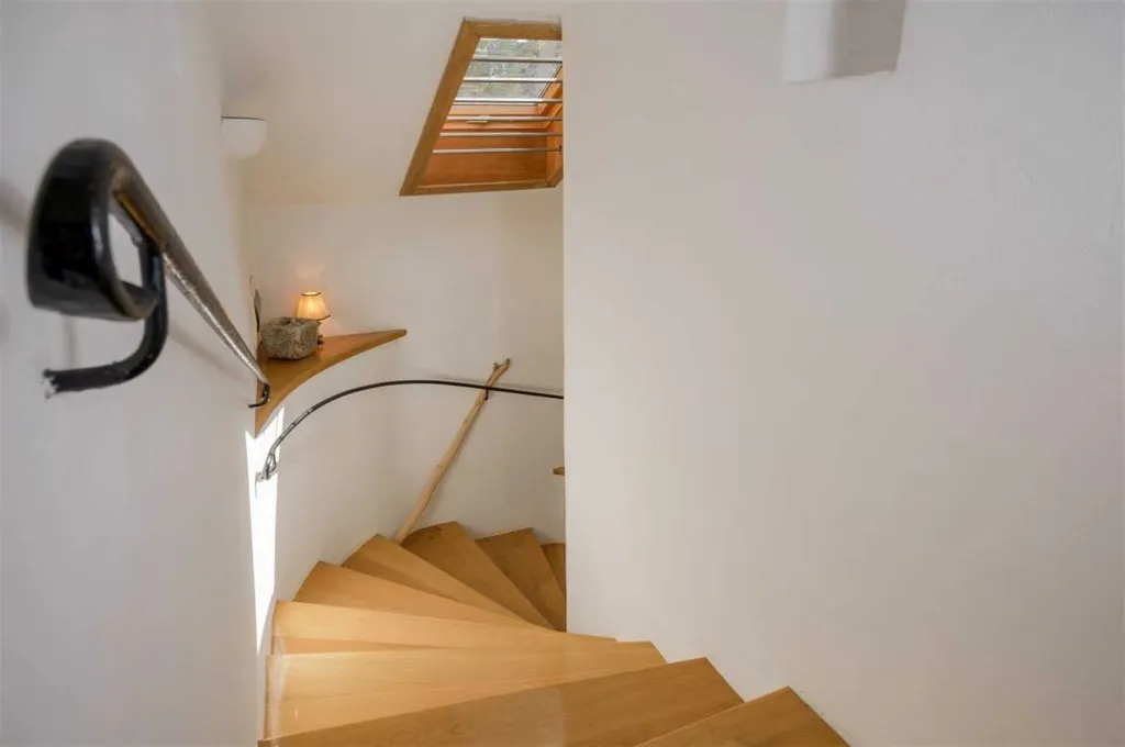 Beachfront Villa in Mirca for Up to 8 Guests