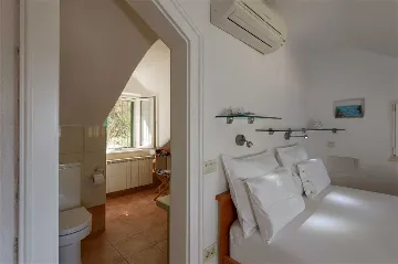 Beachfront Villa in Mirca for Up to 8 Guests