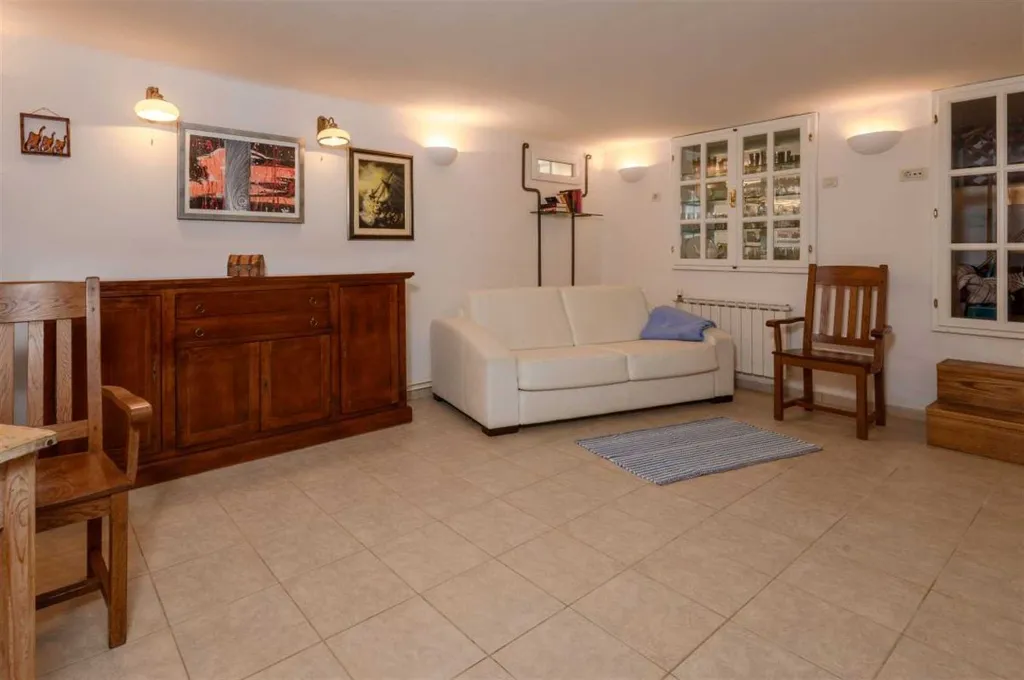 Beachfront Villa in Mirca for Up to 8 Guests