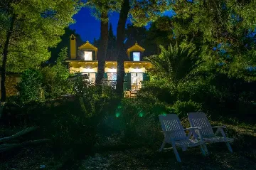 Beachfront Villa in Mirca for Up to 8 Guests