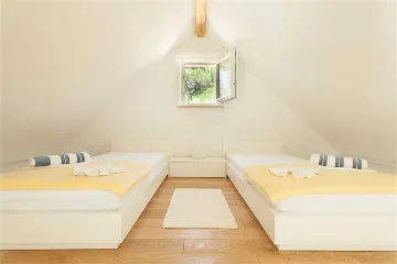 Stone Villa in Bol with Private Outdoor Pool