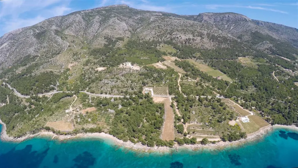 Stone Villa in Bol with Private Outdoor Pool
