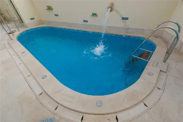 Villa in Mirca for 10 Guests with Pool & Sauna