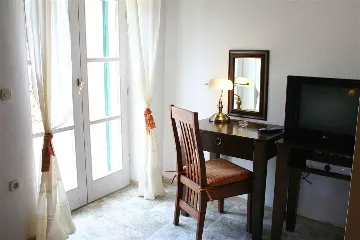 3-Bedroom Villa in Mirca (6–8 Guests)