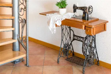 Air-Conditioned 2-Bedroom Villa with Pool in Bol