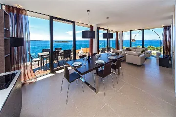 3-Bedroom Apartment for 6 Guests in Primošten