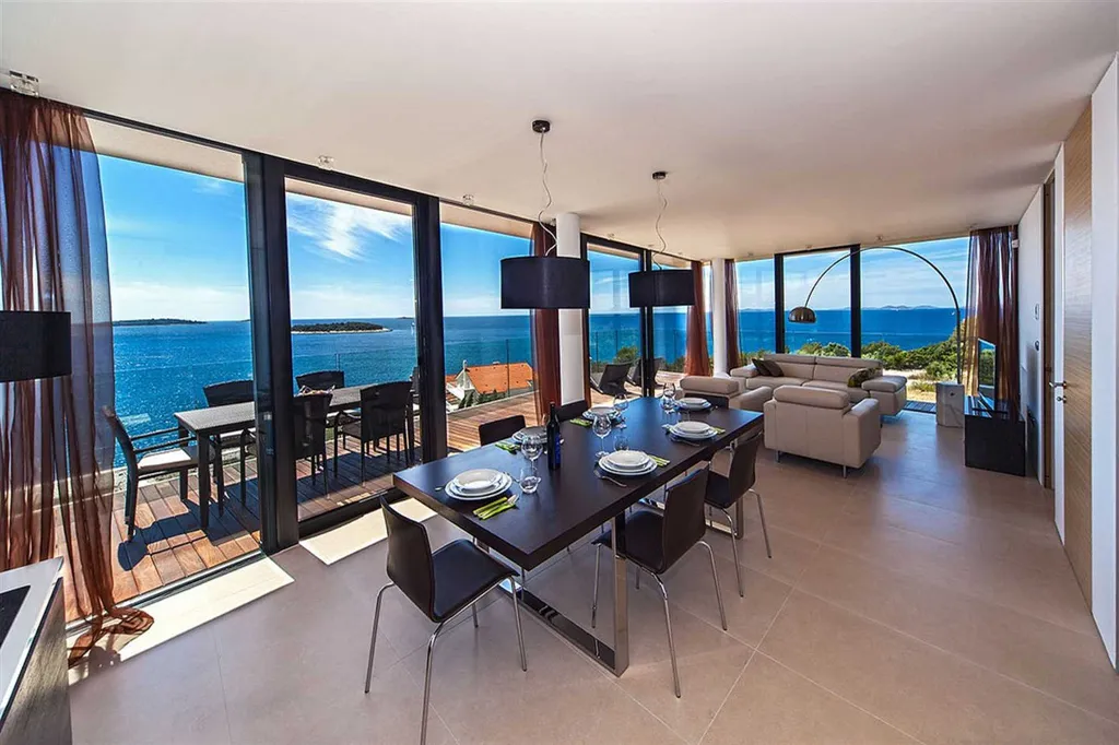 3-Bedroom Apartment for 6 Guests in Primošten
