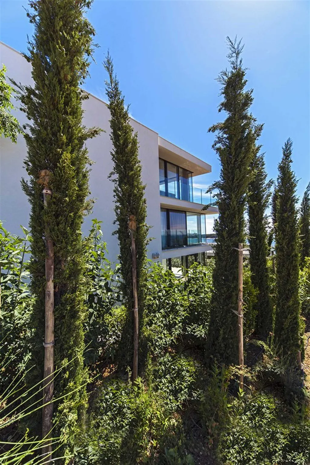 3-Bedroom Apartment for 6 Guests in Primošten