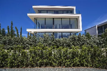 3-Bedroom Apartment for 6 Guests in Primošten