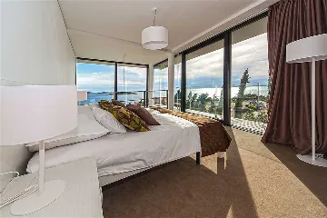 Air-Conditioned 2-Bedroom Apartment in Primošten