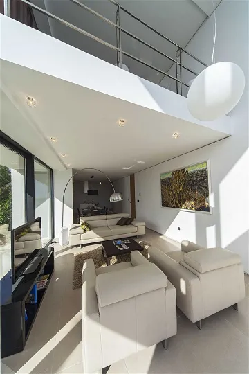 Air-Conditioned 2-Bedroom Apartment in Primošten