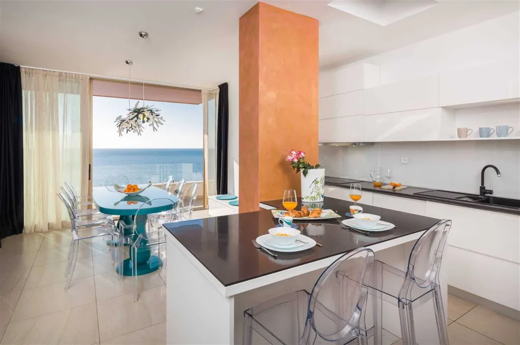 Villa in Primošten near the sea with outdoor pool