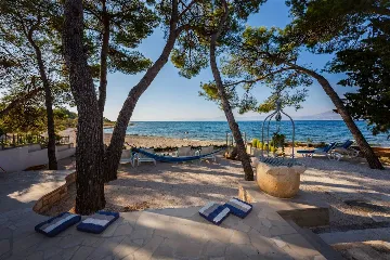 Stone Villa for 4–5 Guests in Supetar (Mirca)