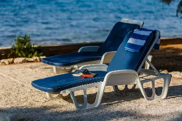 Stone Villa for 4–5 Guests in Supetar (Mirca)