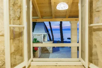 Stone Villa for 4–5 Guests in Supetar (Mirca)