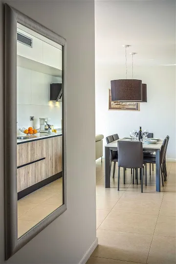 Air-Conditioned Apartment in Primošten for 4