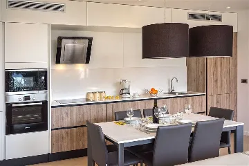 Air-Conditioned Apartment in Primošten for 4