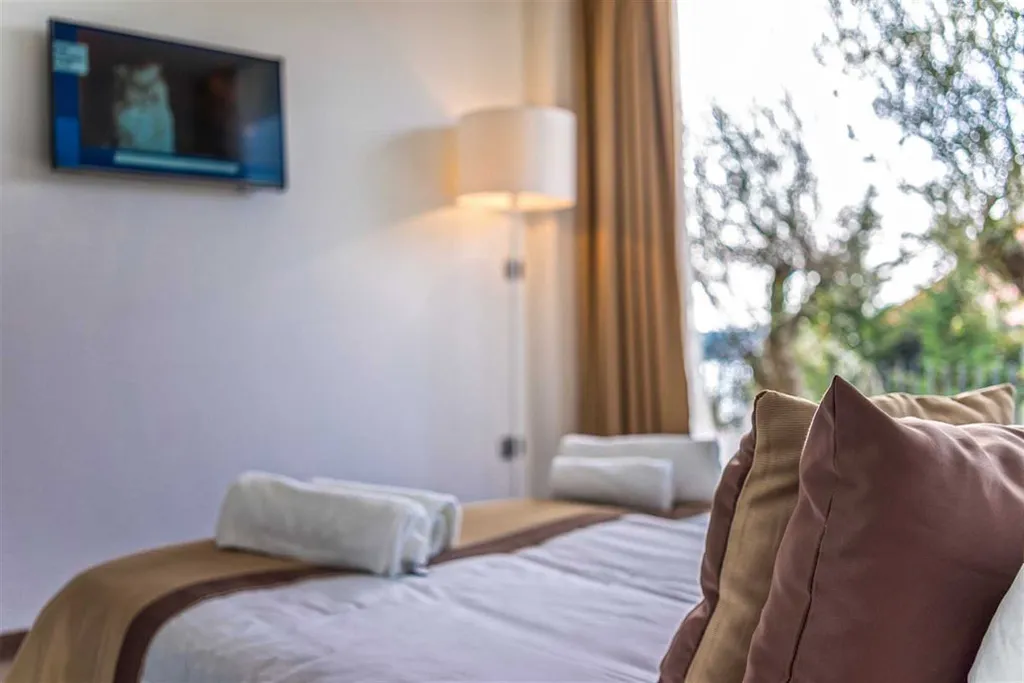 Air-Conditioned Apartment in Primošten for 4