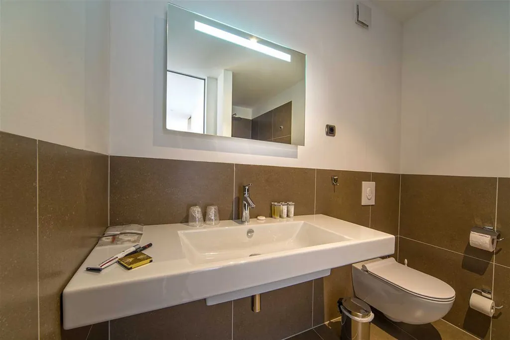 Air-Conditioned Apartment in Primošten for 4
