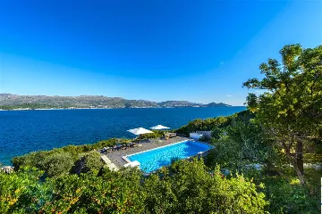 Villa with Outdoor Pool & Private Beach in Koločep