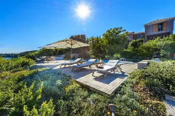 Villa with Outdoor Pool & Private Beach in Koločep