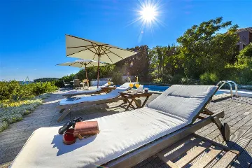 Villa with Outdoor Pool & Private Beach in Koločep
