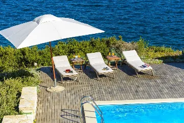 Villa with Outdoor Pool & Private Beach in Koločep