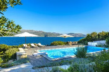 Villa with Outdoor Pool & Private Beach in Koločep