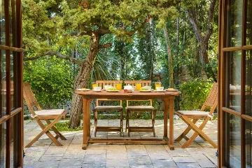 Villa with Outdoor Pool & Private Beach in Koločep