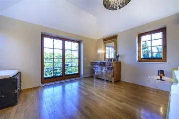 Villa with Outdoor Pool & Private Beach in Koločep