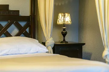 Villa with Outdoor Pool & Private Beach in Koločep