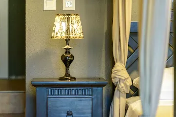 Villa with Outdoor Pool & Private Beach in Koločep