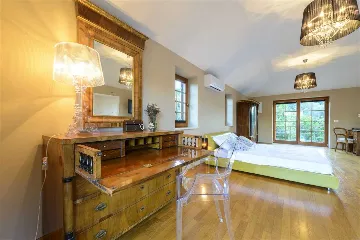 Villa with Outdoor Pool & Private Beach in Koločep